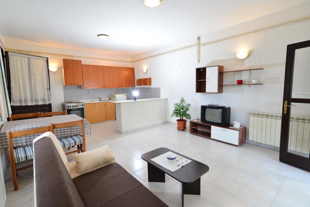 Apartments Elsa 534 Stinjan Ngoại thất bức ảnh