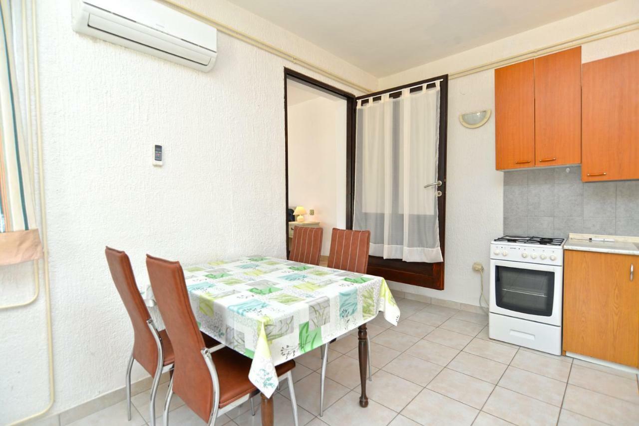 Apartments Elsa 534 Stinjan Ngoại thất bức ảnh