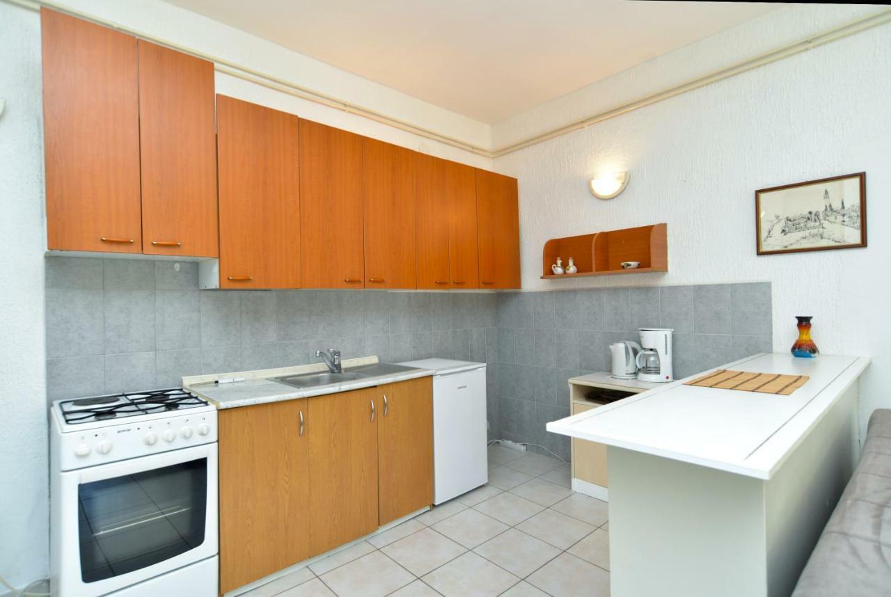 Apartments Elsa 534 Stinjan Ngoại thất bức ảnh